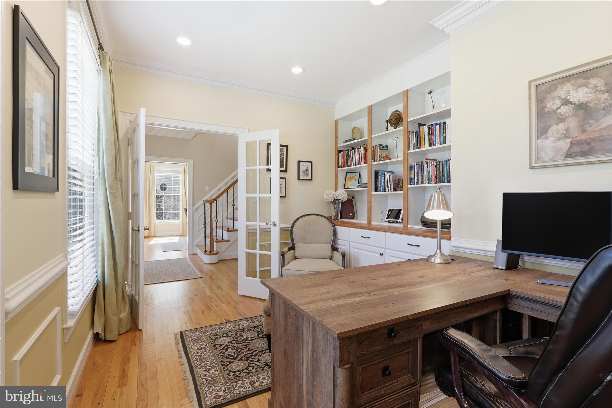 314 ORCHARD COURT NW