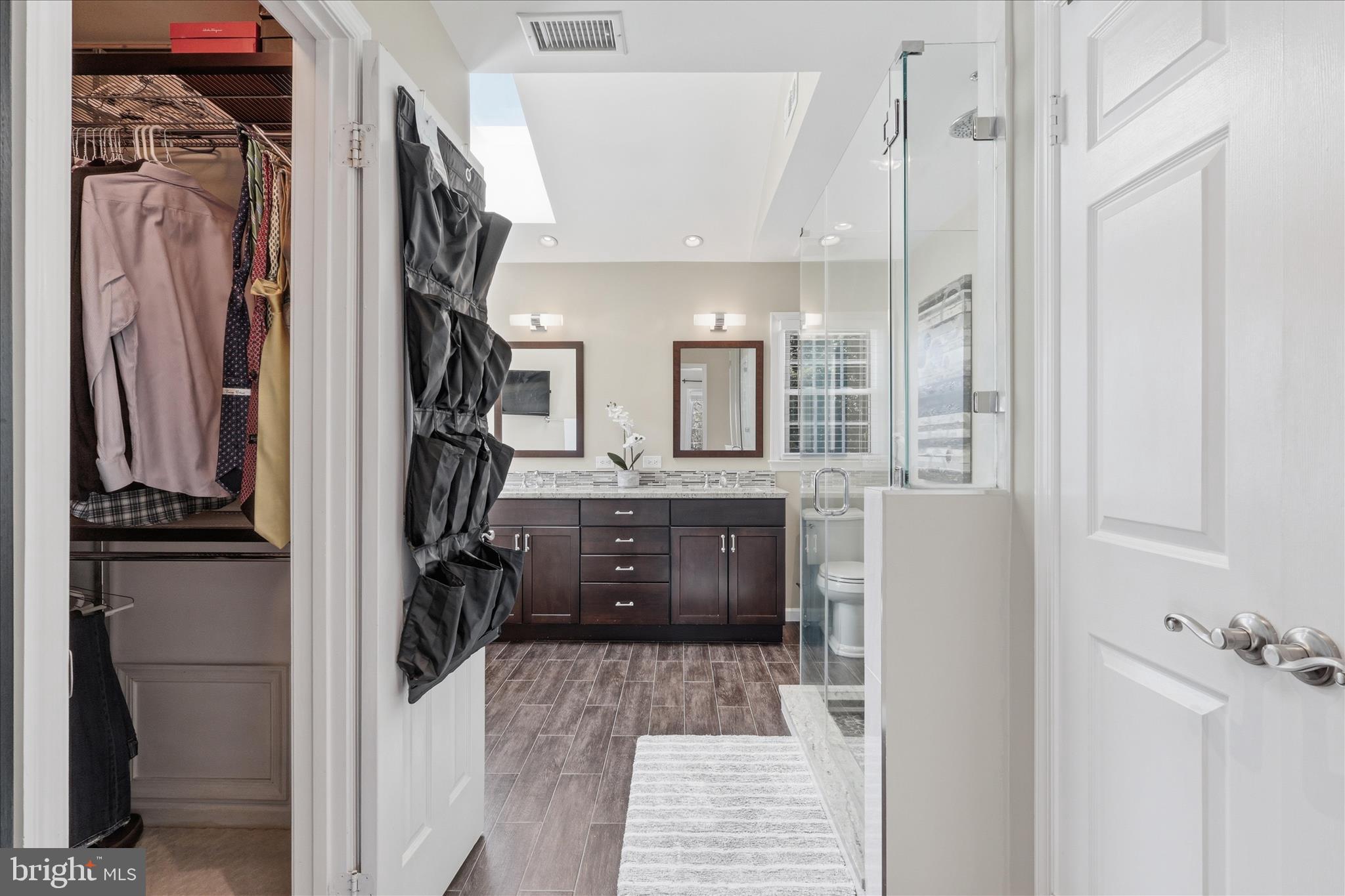 314 ORCHARD COURT NW