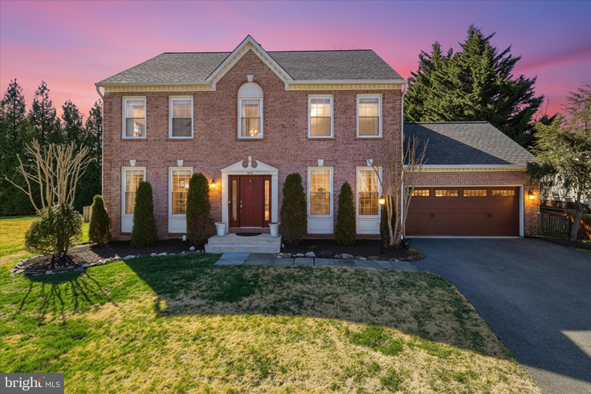 314 ORCHARD COURT NW
