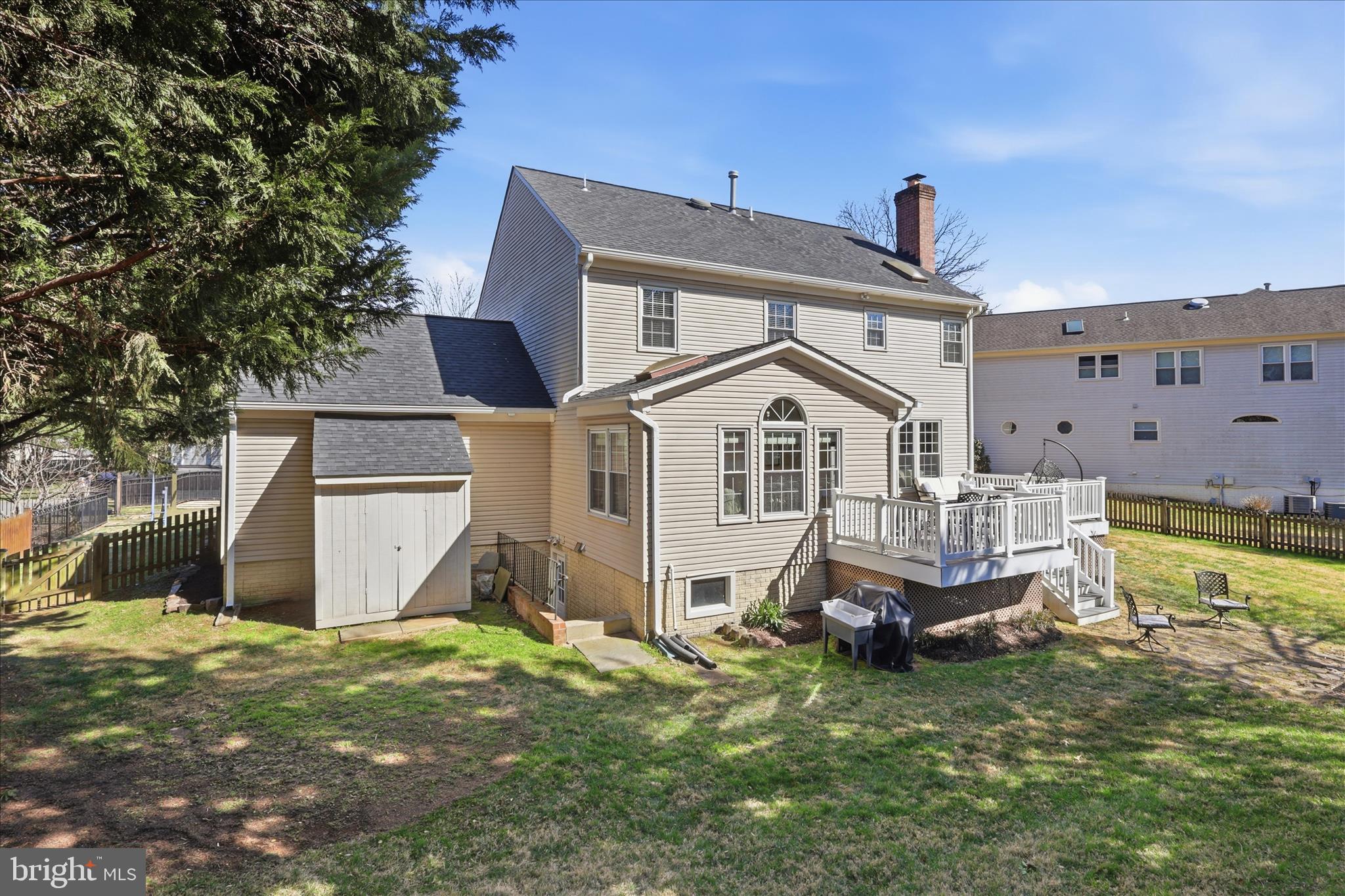 314 ORCHARD COURT NW