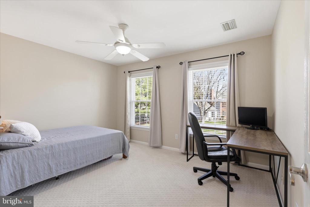314 ORCHARD COURT NW