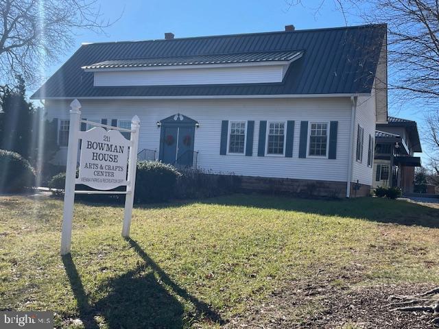210 COURTHOUSE CIRCLE SW