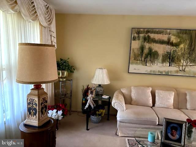 210 COURTHOUSE CIRCLE SW