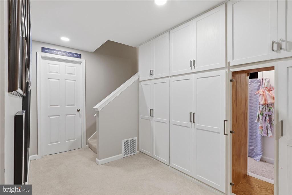 5208 RUFFNER WOODS COURT