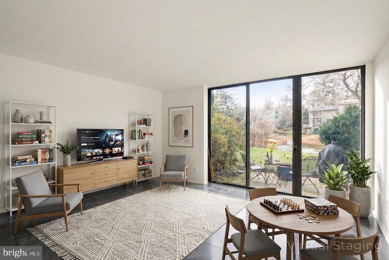 11465 WASHINGTON PLAZA W