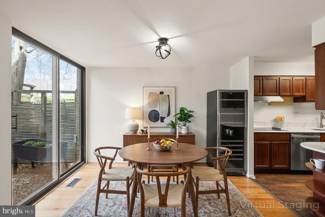 11465 WASHINGTON PLAZA W