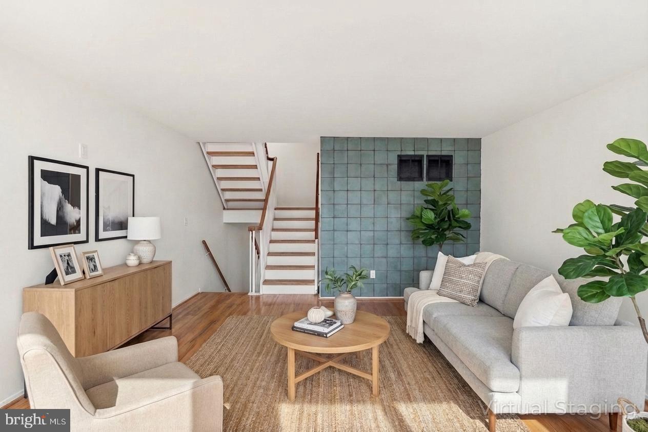 11465 WASHINGTON PLAZA W