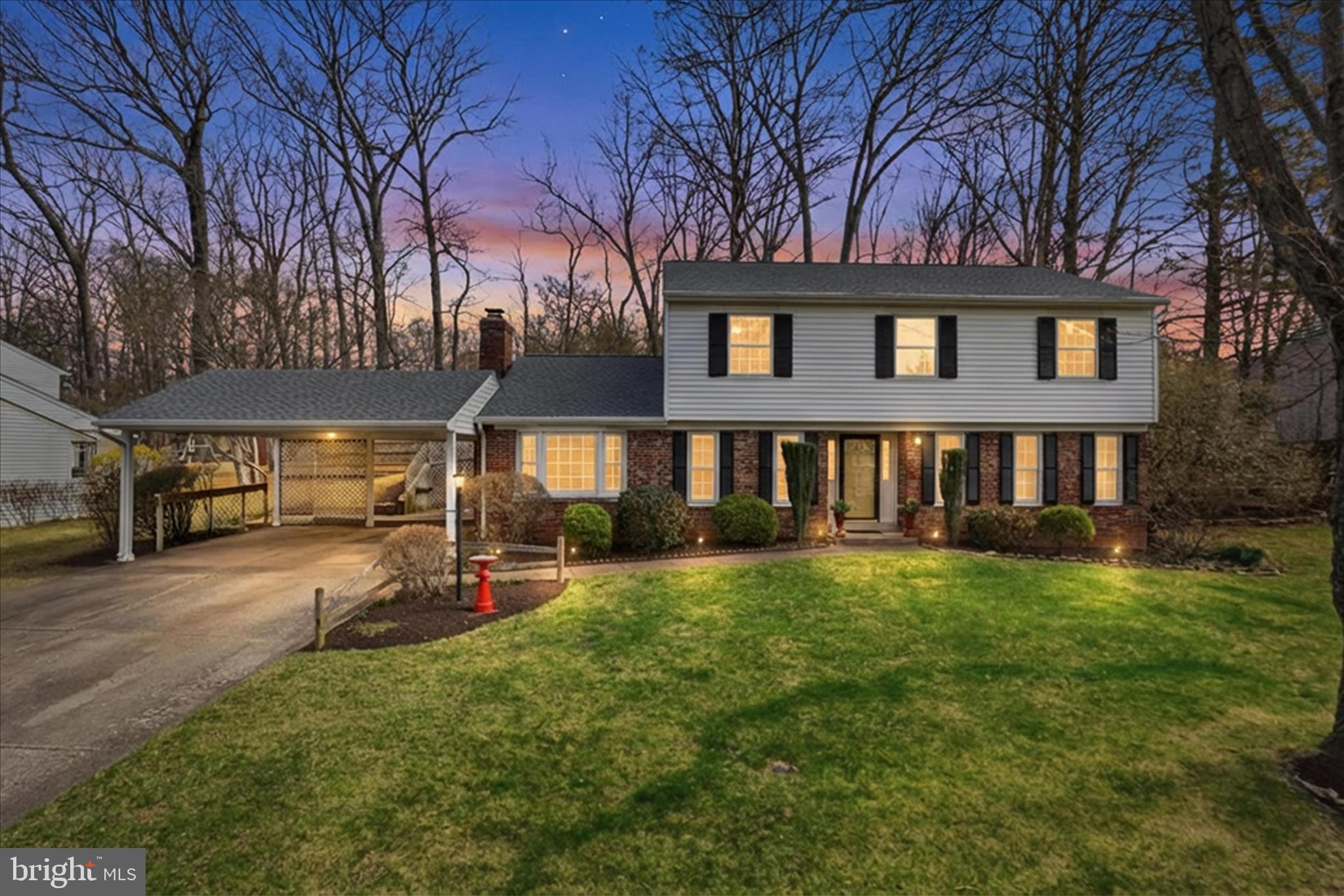 2228 LOCH LOMOND DRIVE