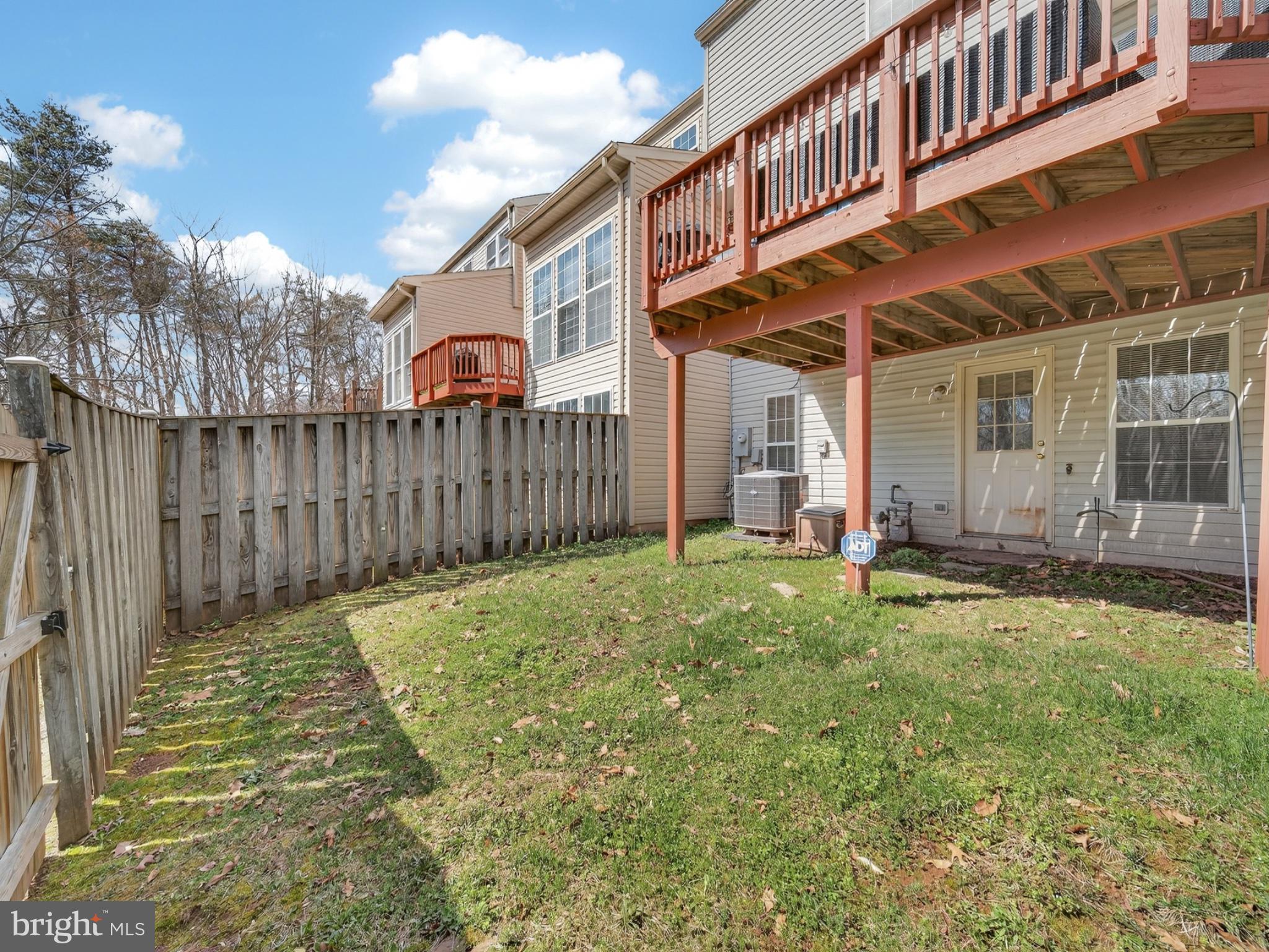 14334 STONEWATER COURT