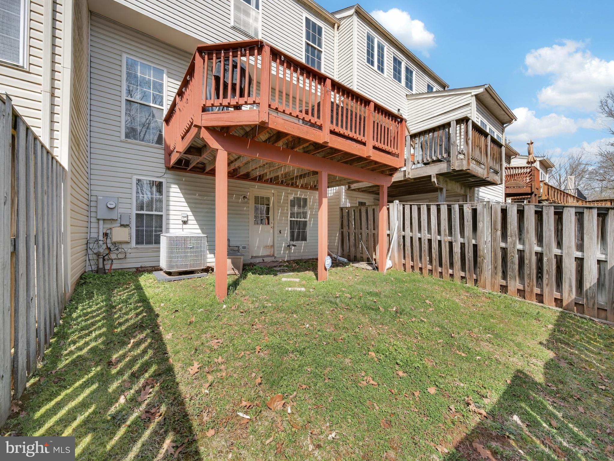 14334 STONEWATER COURT