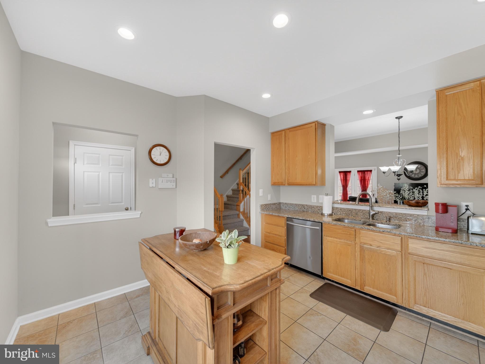 14334 STONEWATER COURT