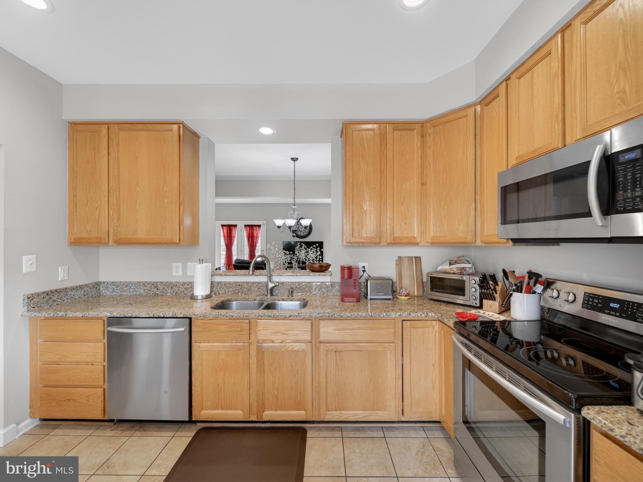 14334 STONEWATER COURT