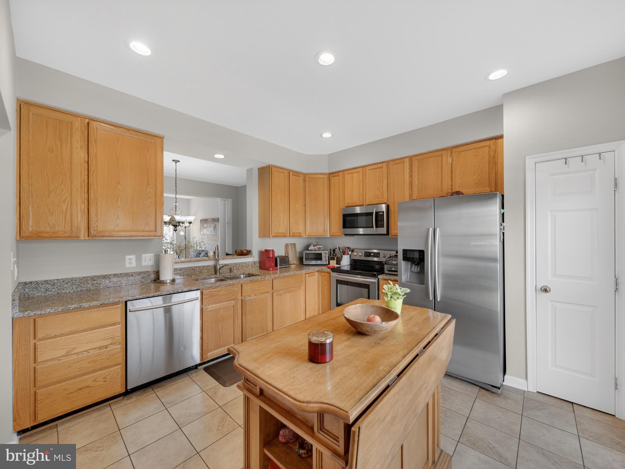 14334 STONEWATER COURT