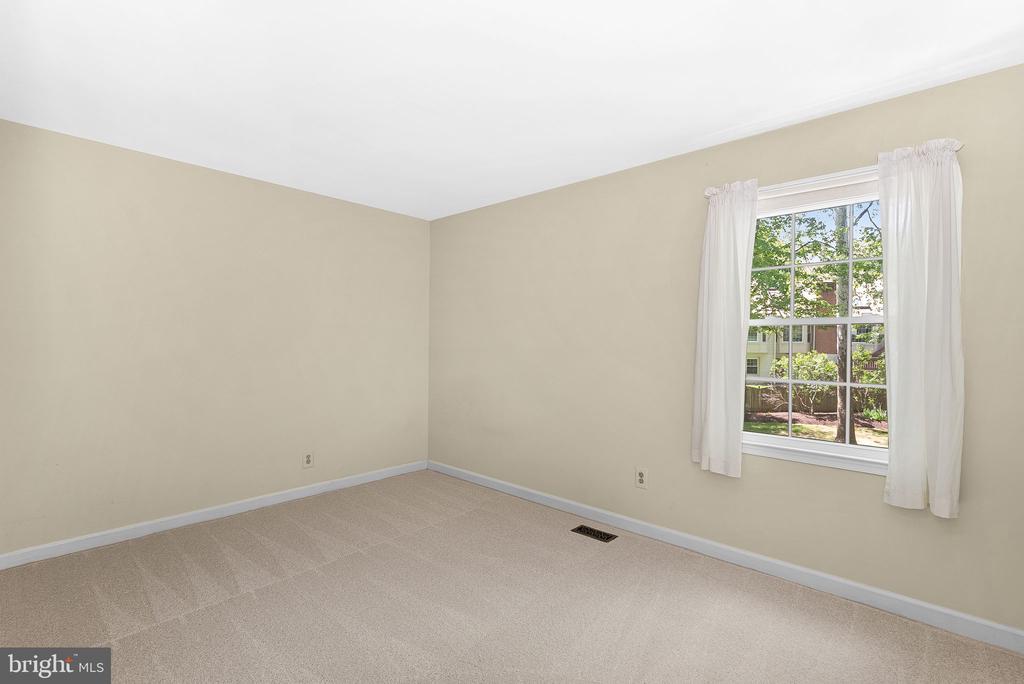 12511 CHASBARB TERRACE
