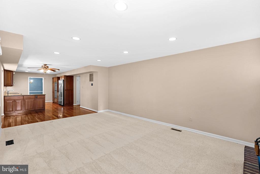 12511 CHASBARB TERRACE