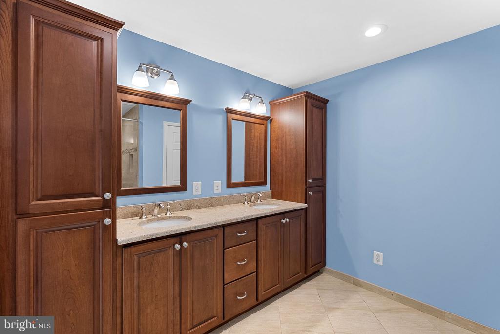 12511 CHASBARB TERRACE