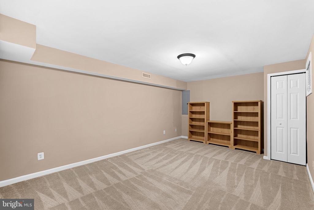12511 CHASBARB TERRACE