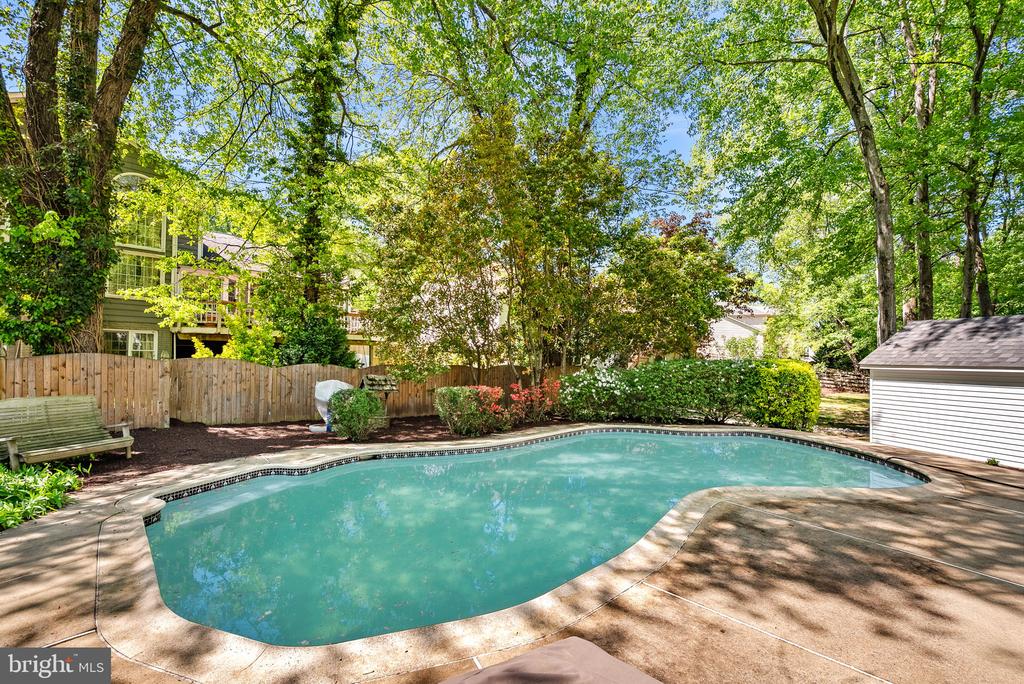 12511 CHASBARB TERRACE