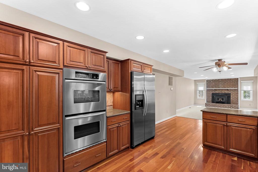 12511 CHASBARB TERRACE