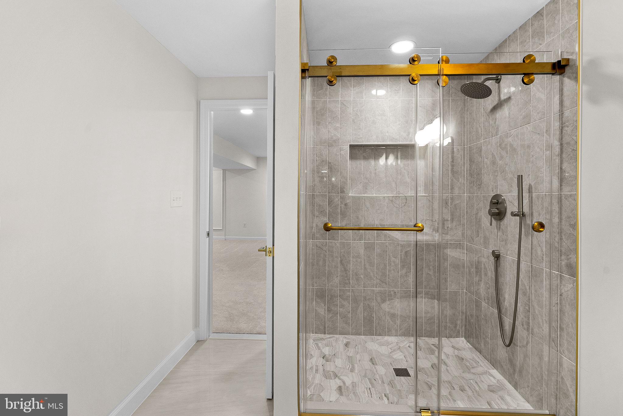 13208 TUCKAWAY DRIVE