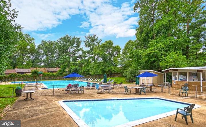 4909 AMERICANA DRIVE 106