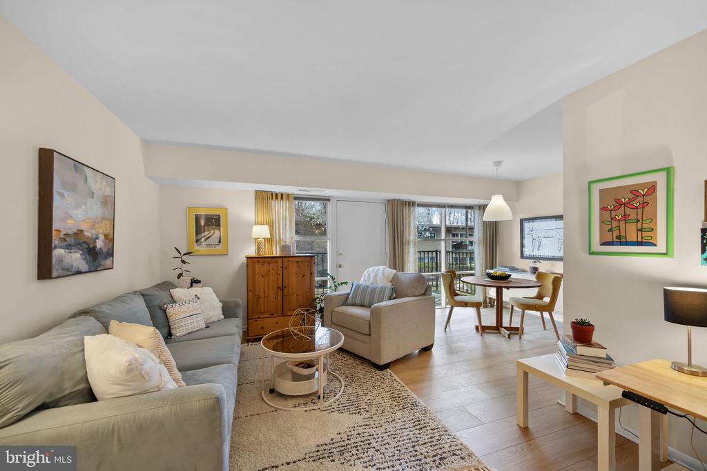 4909 AMERICANA DRIVE 106
