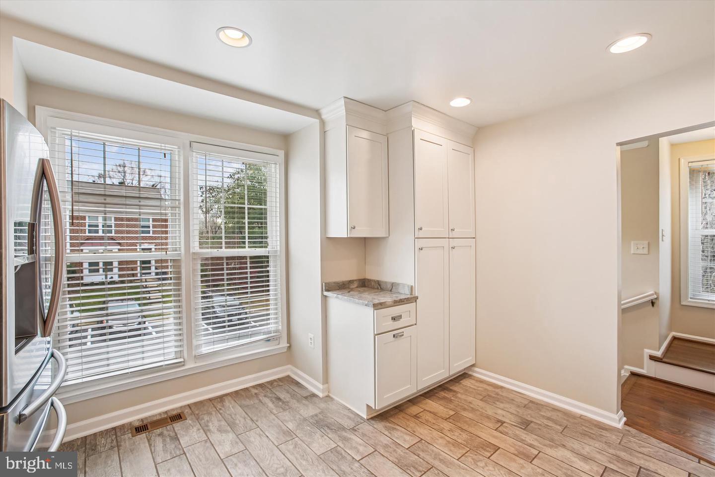 7728 HICKORY GLEN WAY