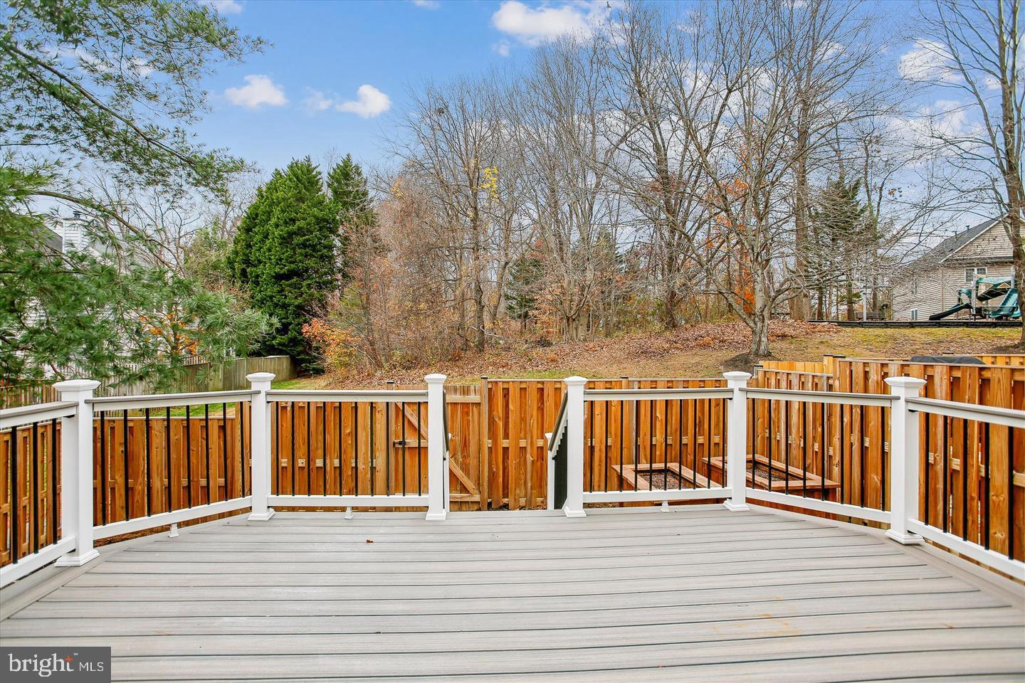 7728 HICKORY GLEN WAY