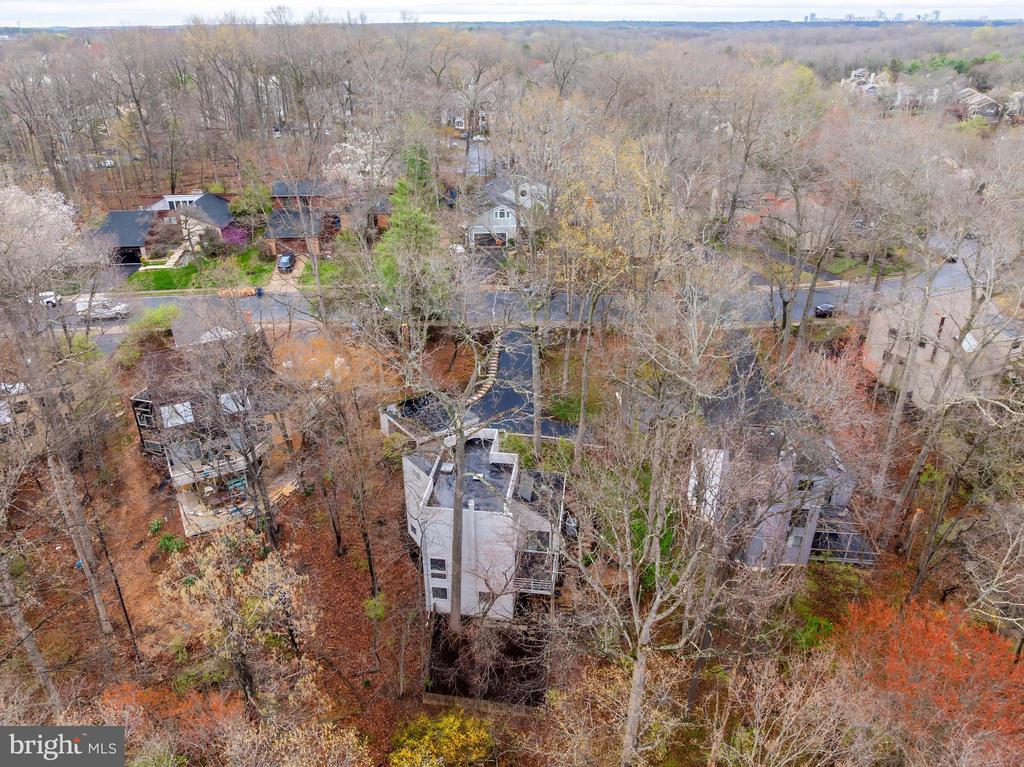 2118 OWLS COVE LANE