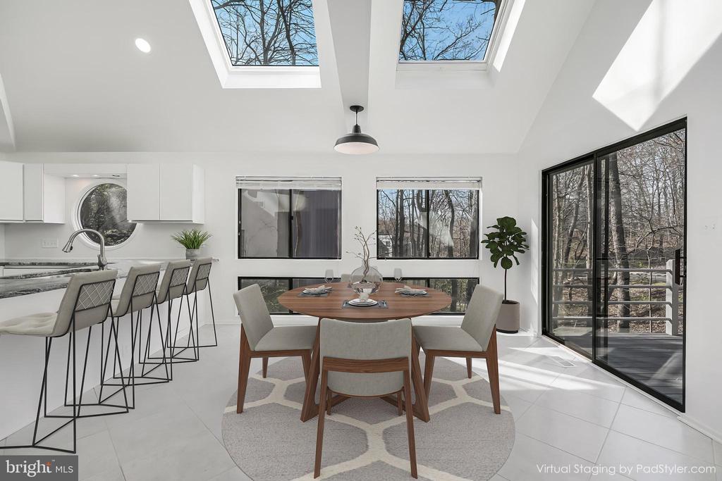 2118 OWLS COVE LANE
