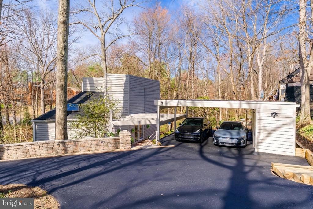 2118 OWLS COVE LANE