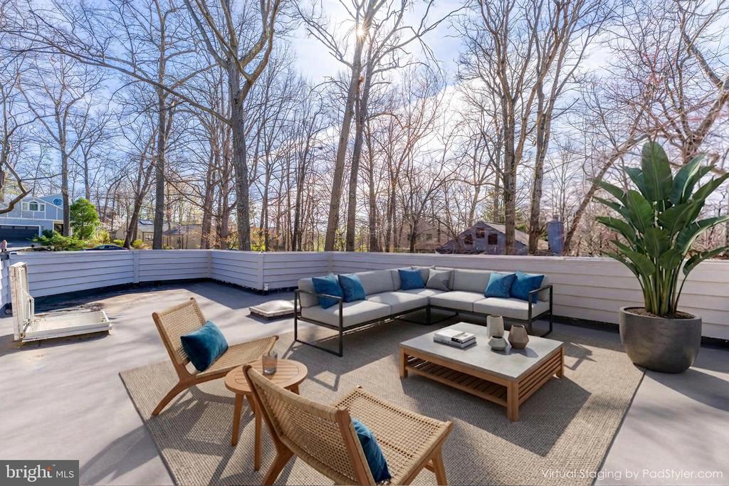 2118 OWLS COVE LANE