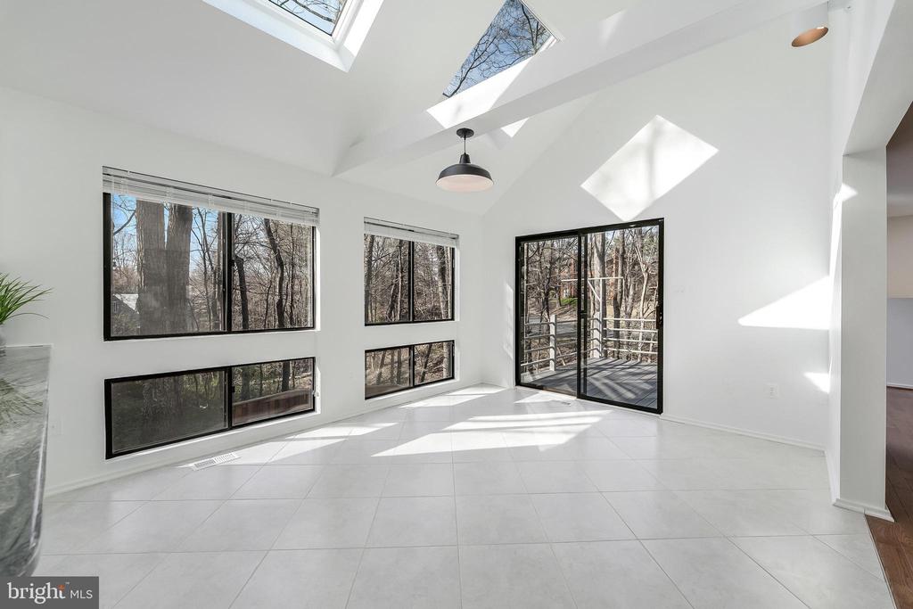 2118 OWLS COVE LANE