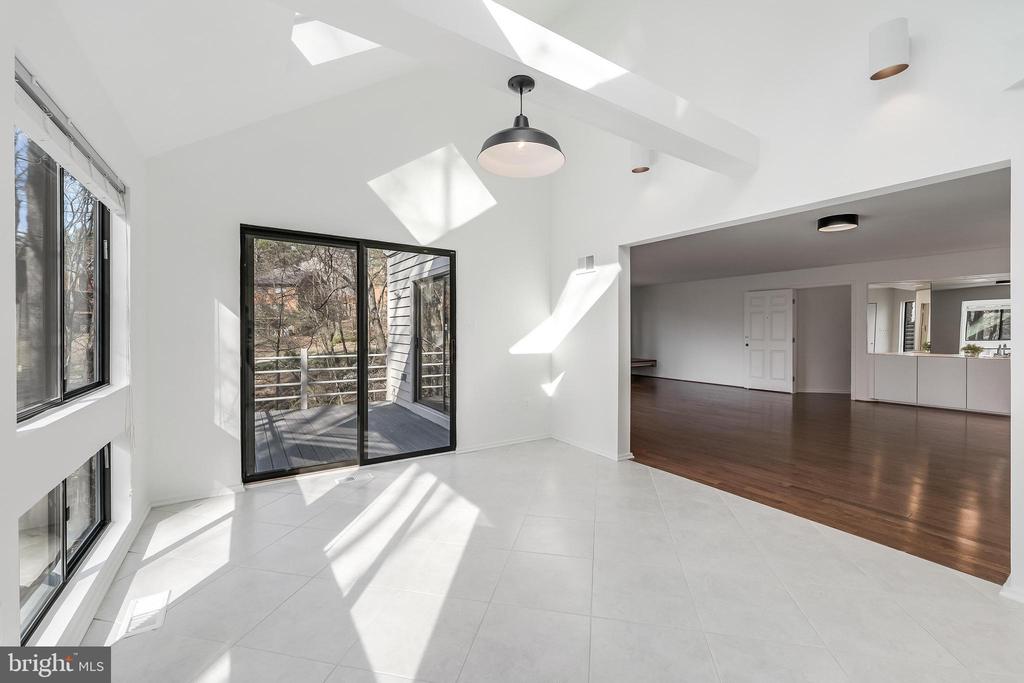 2118 OWLS COVE LANE