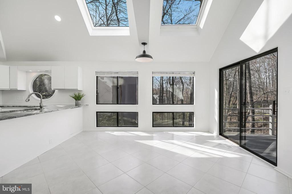 2118 OWLS COVE LANE