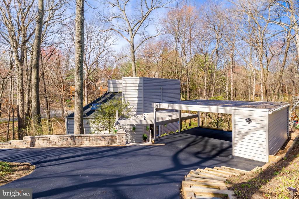 2118 OWLS COVE LANE