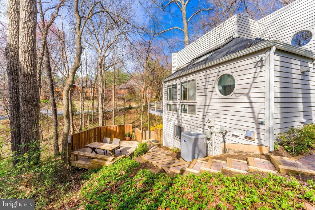 2118 OWLS COVE LANE
