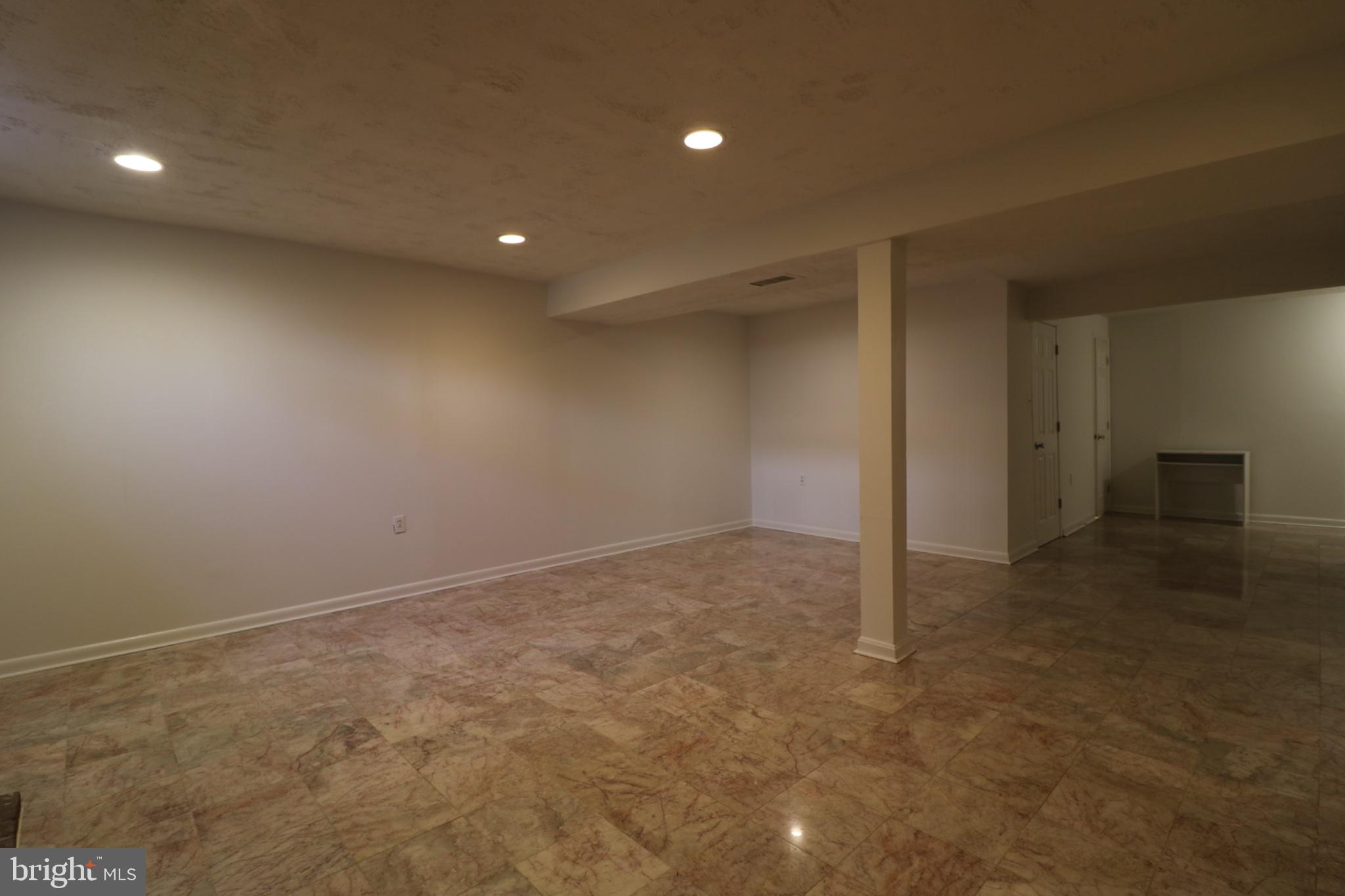 6584 BERMUDA GREEN COURT