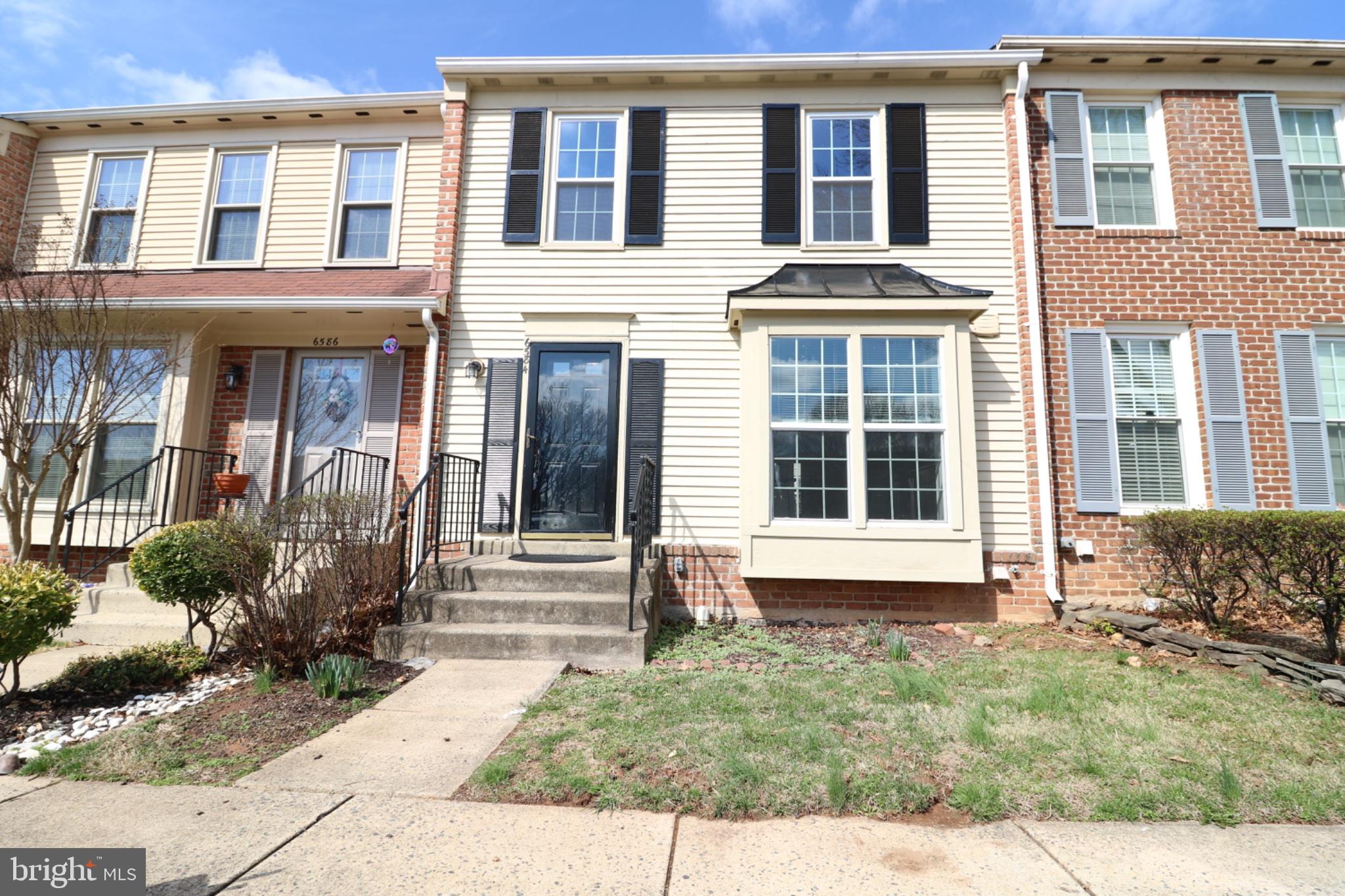 6584 BERMUDA GREEN COURT