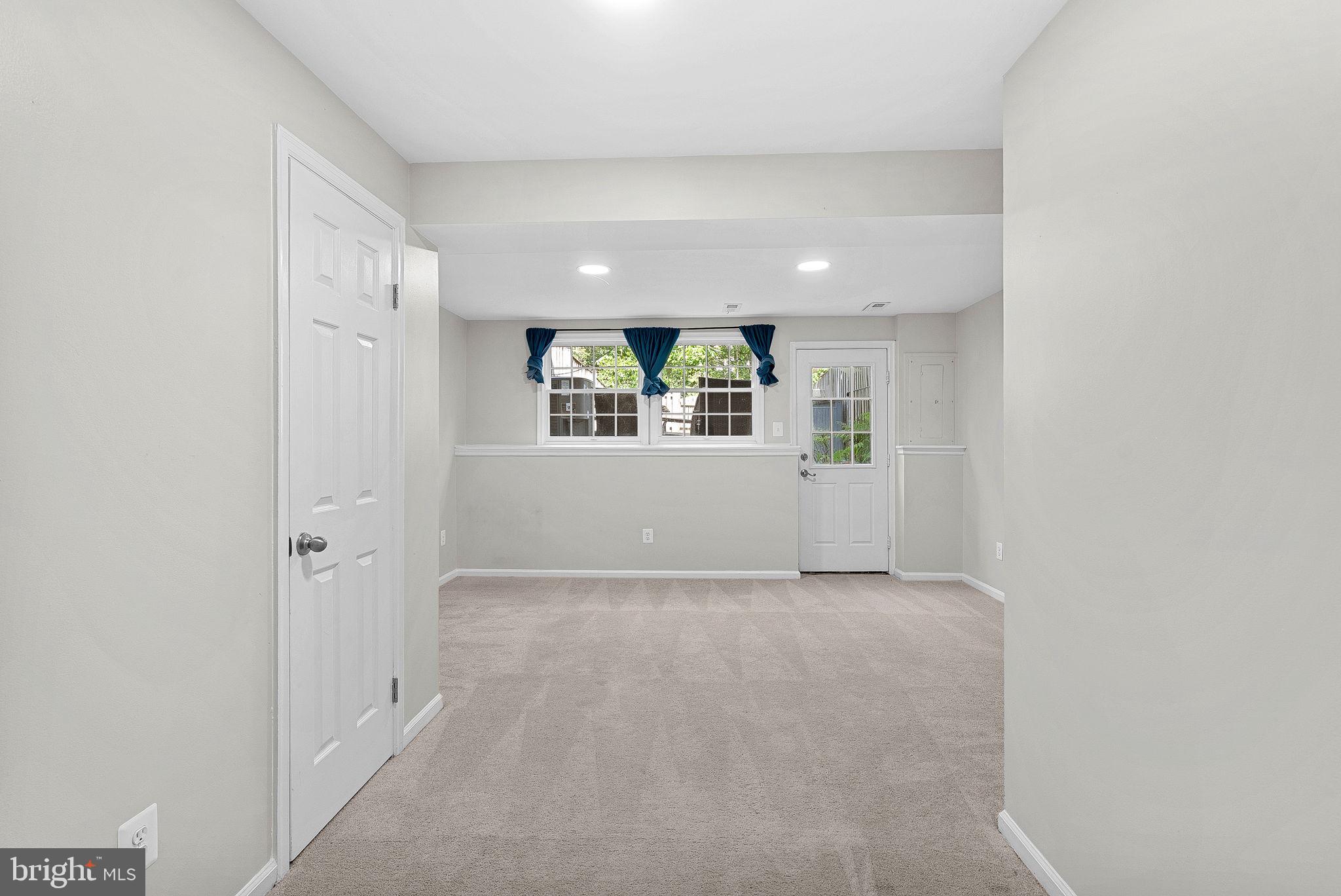 6511 SKYLEMAR TRAIL