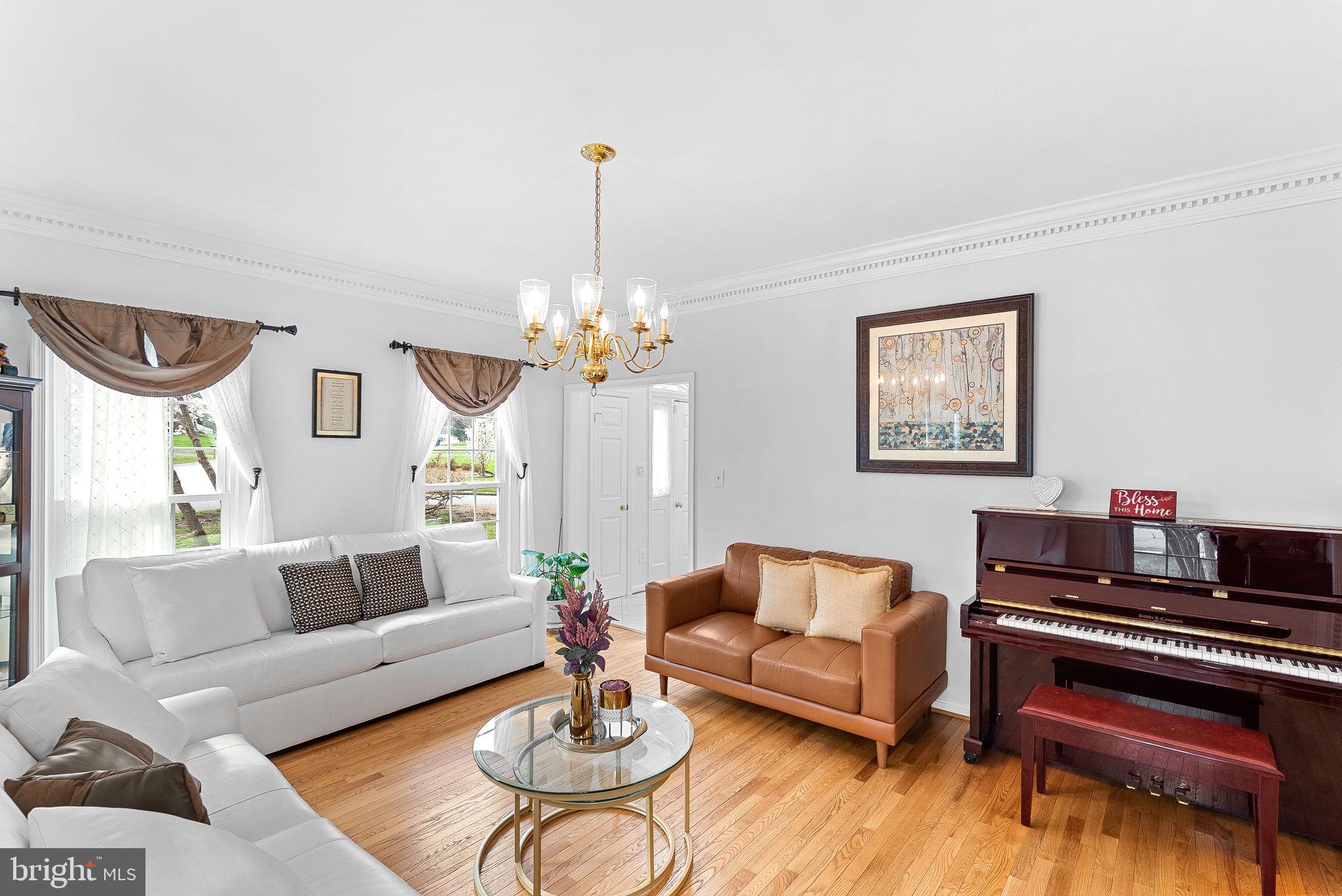 8605 WOODWREN TERRACE