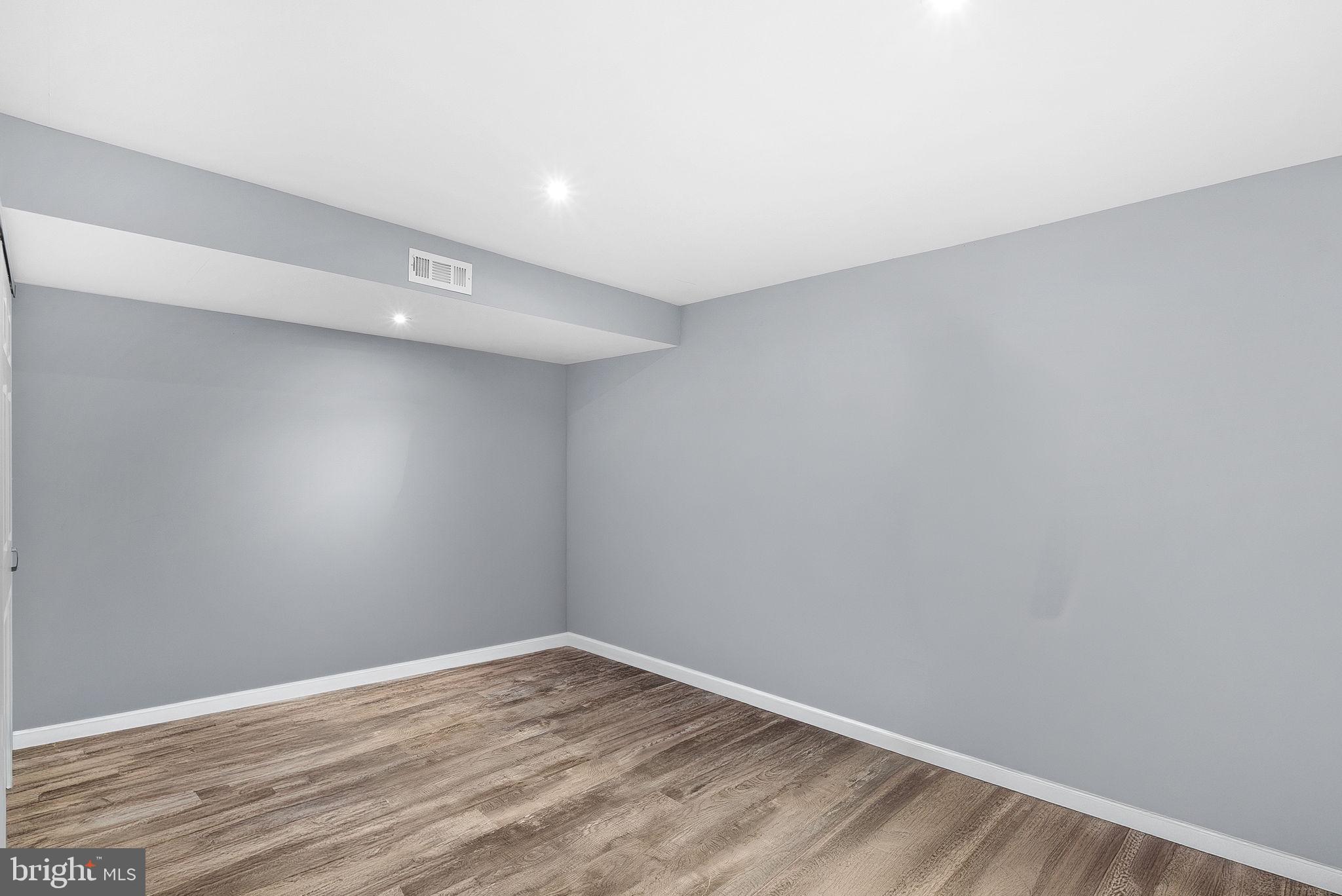 8605 WOODWREN TERRACE