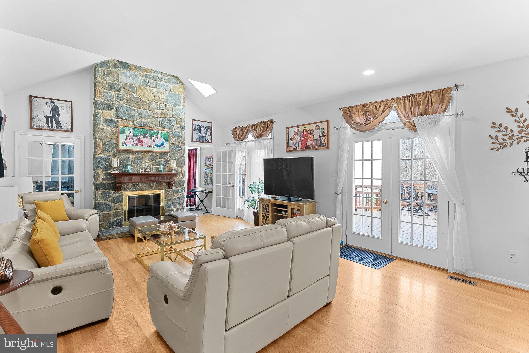 8605 WOODWREN TERRACE