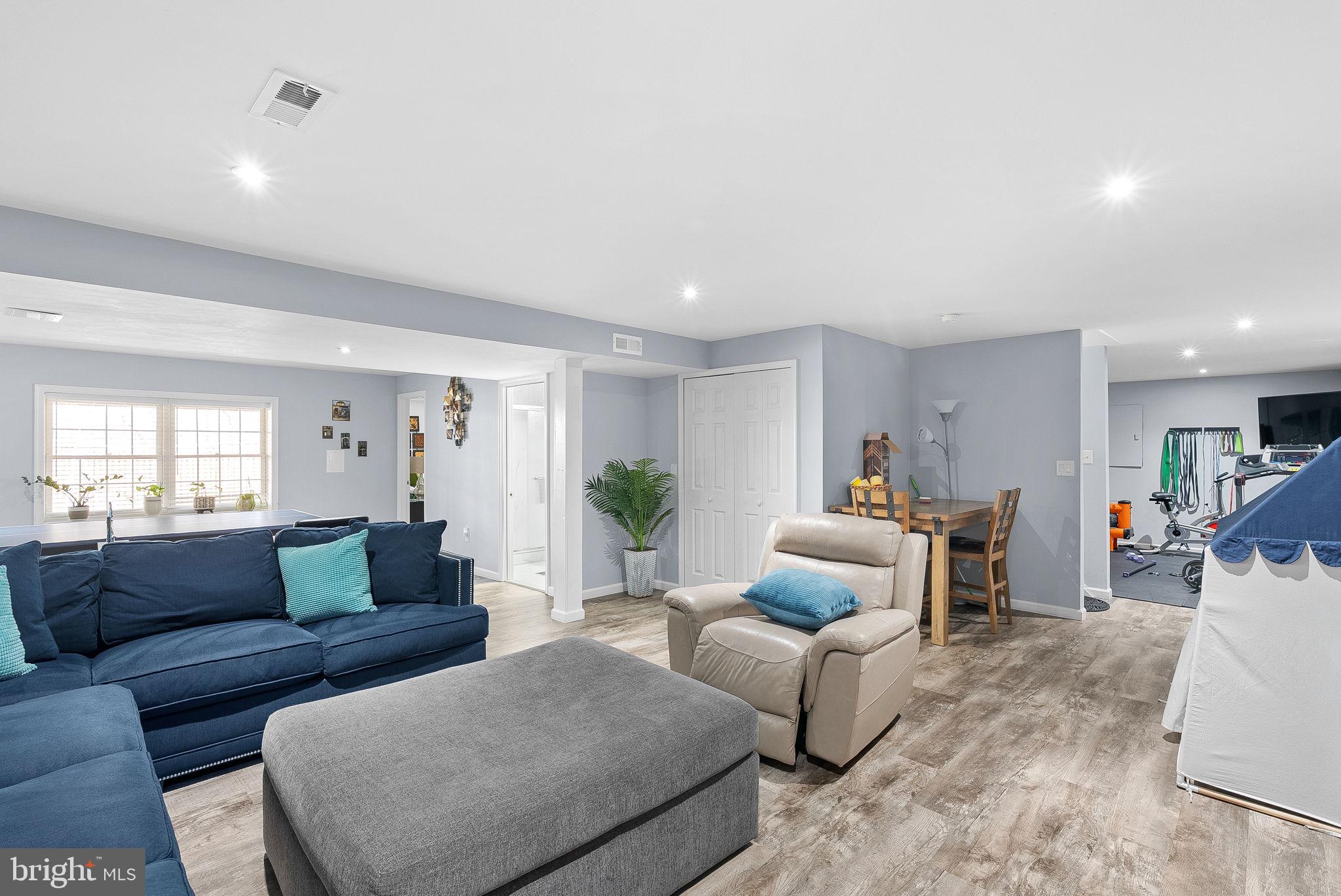 8605 WOODWREN TERRACE