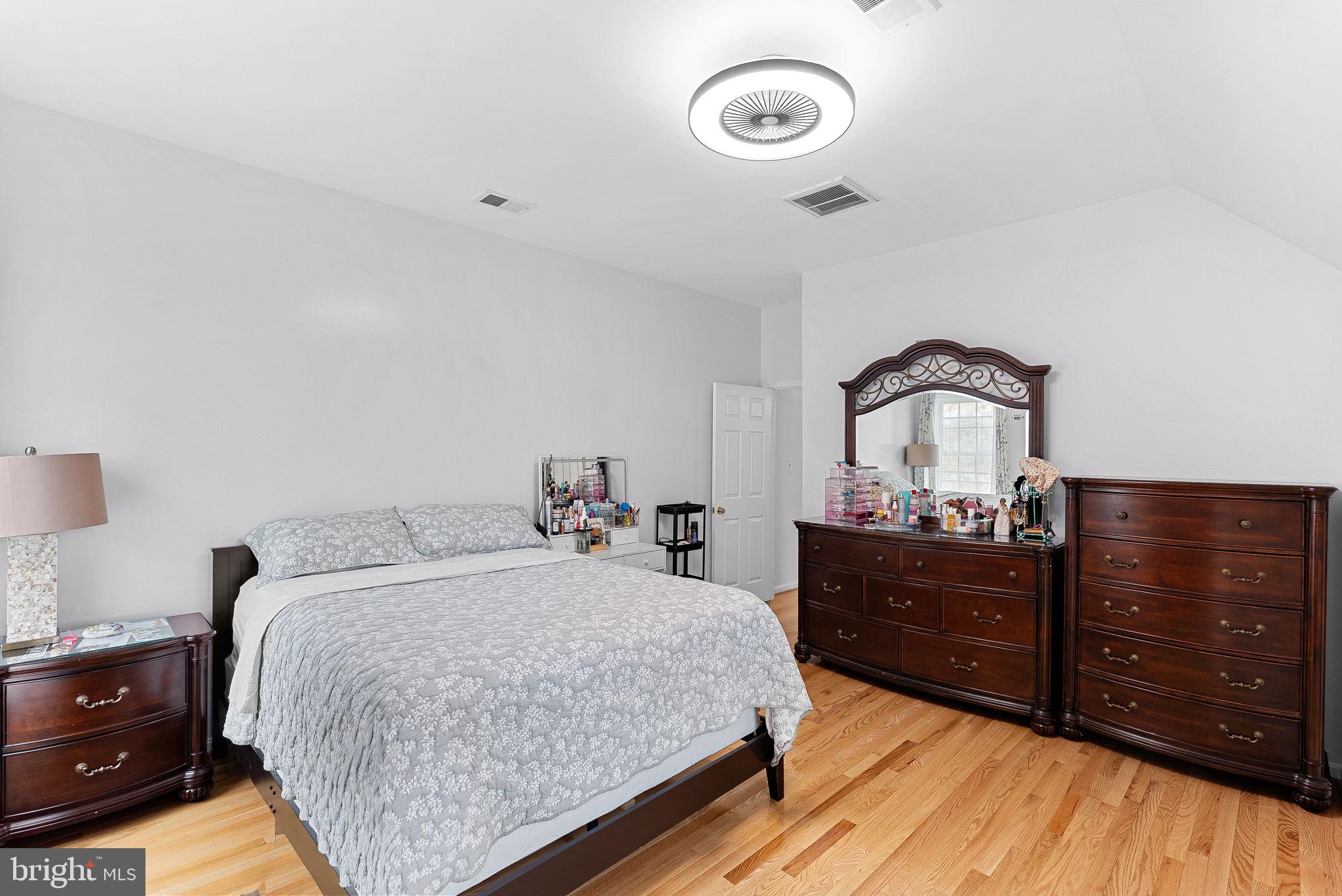 8605 WOODWREN TERRACE