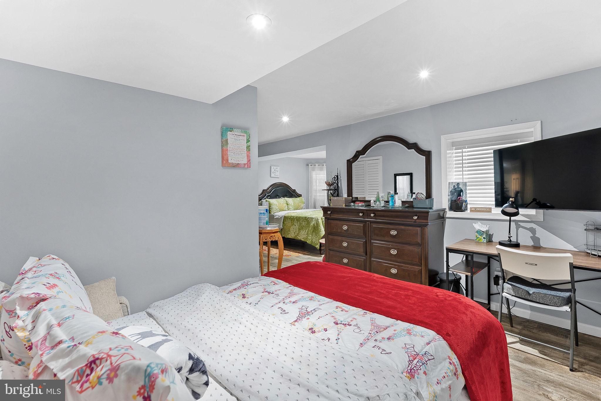 8605 WOODWREN TERRACE