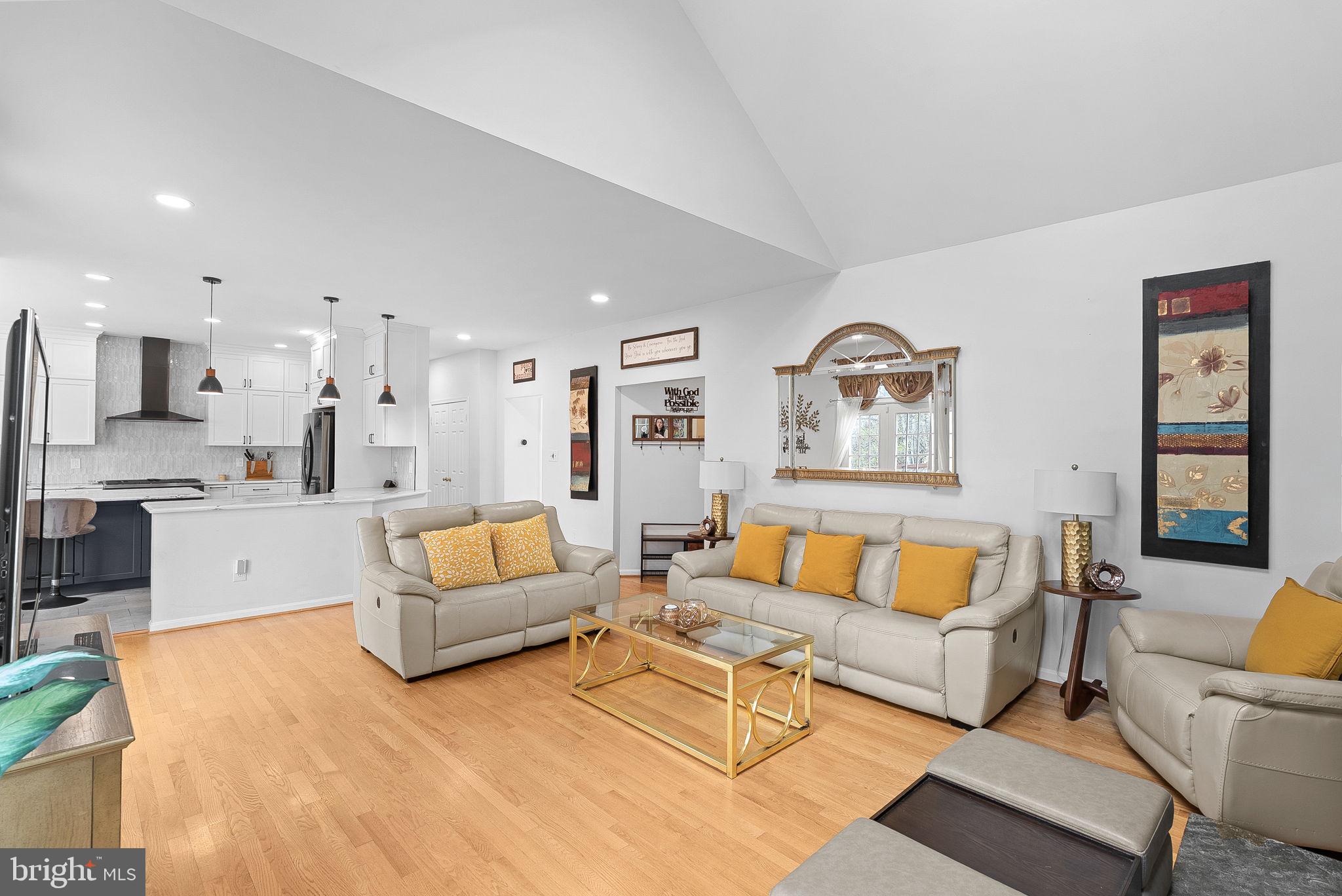 8605 WOODWREN TERRACE