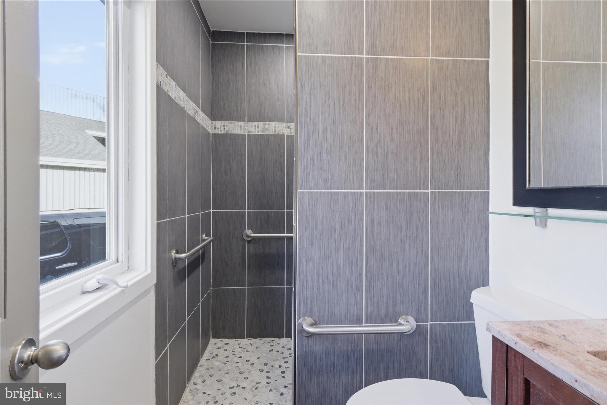 5515 WESTCLIFF COURT