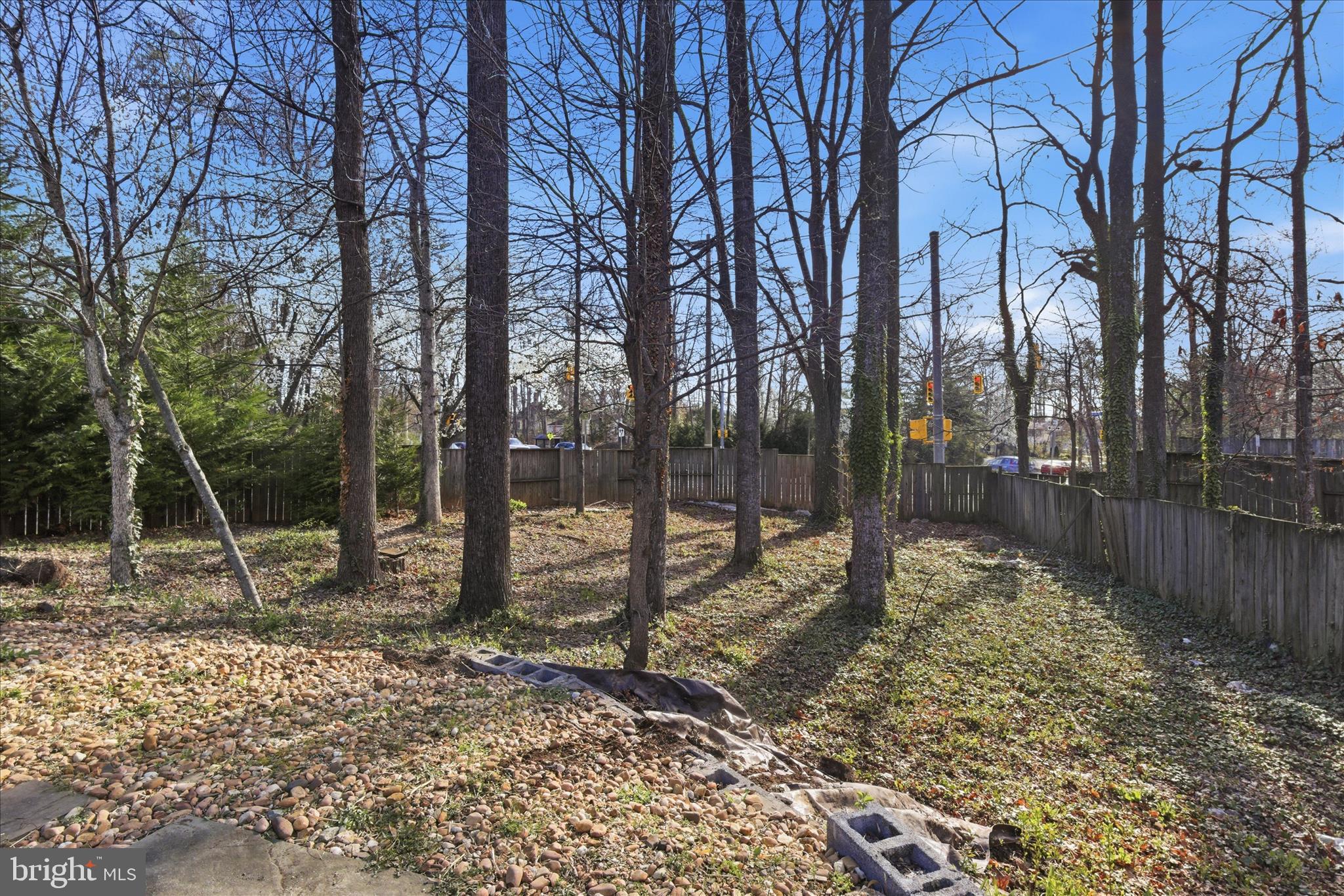 5515 WESTCLIFF COURT