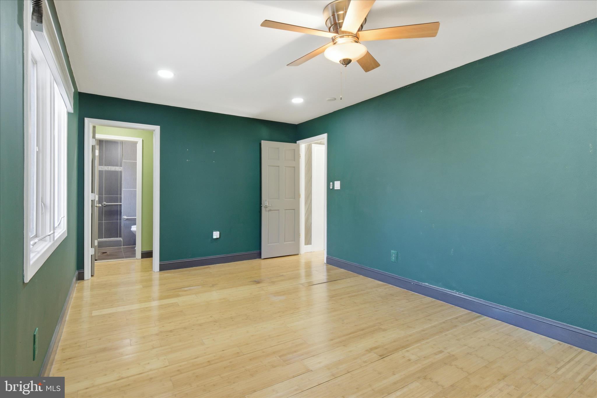 5515 WESTCLIFF COURT